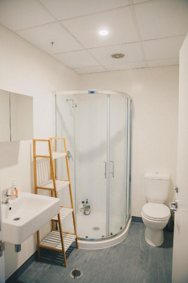 Liberty Apartment Hotel Веллингтон Экстерьер фото